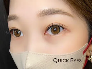 Quick eyes 泉大津の施術例｜夏限定カラーエクステ￥7500さりげないアクセントで楽しむ大人のおしゃれまつ毛♪垢抜けたお目元に☆
